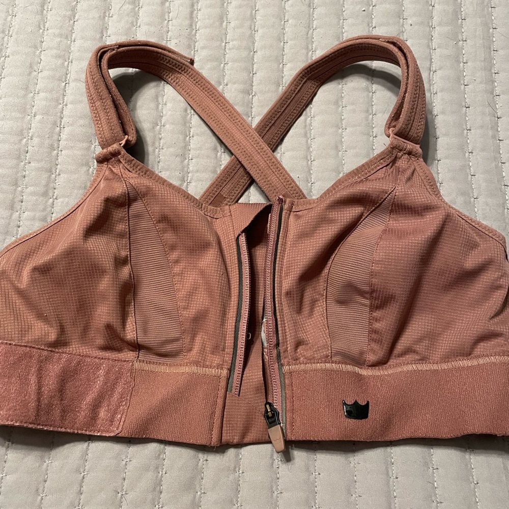 SheFit zipper bra